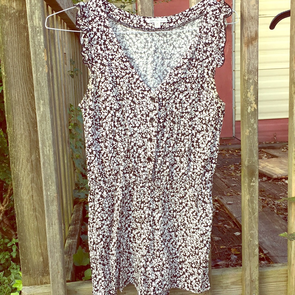 Floral print black and white romper